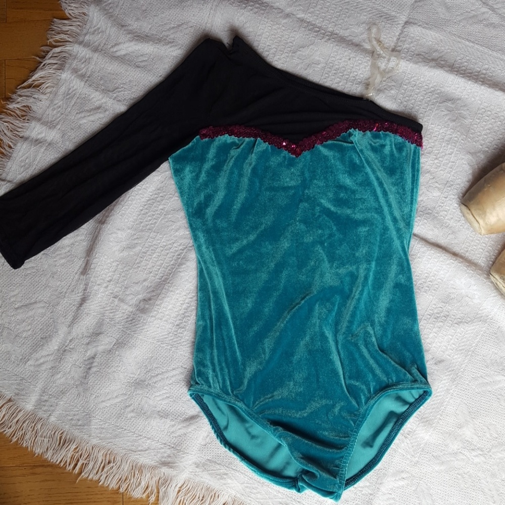 Costume Gallery green and black leotard
